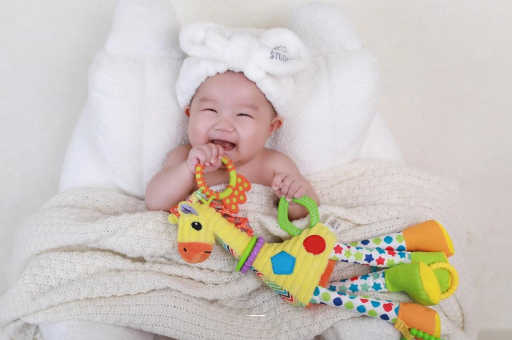 肥城宝宝的口欲期 肥城宝宝的口欲期